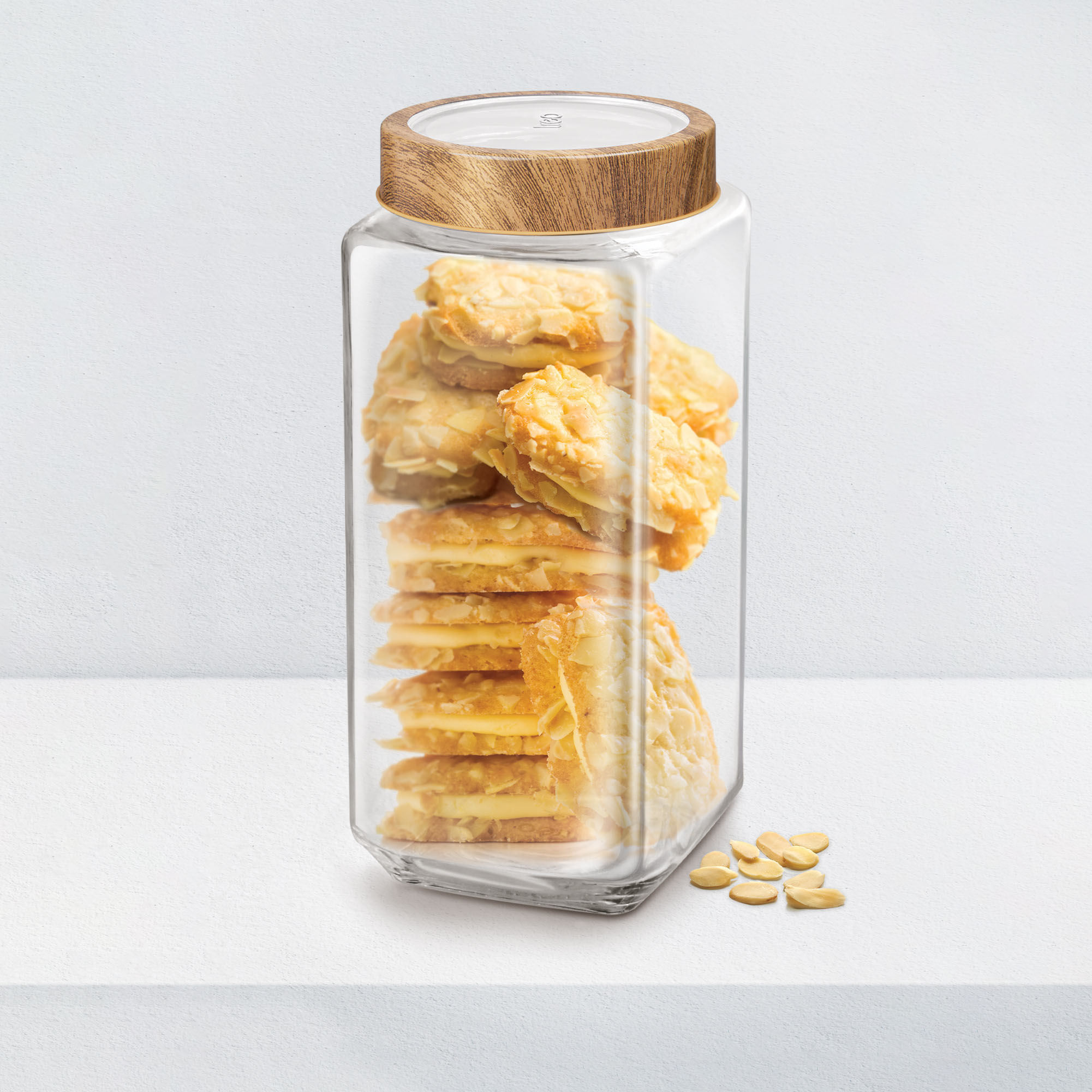 Treo Woody Cube Glass Jar