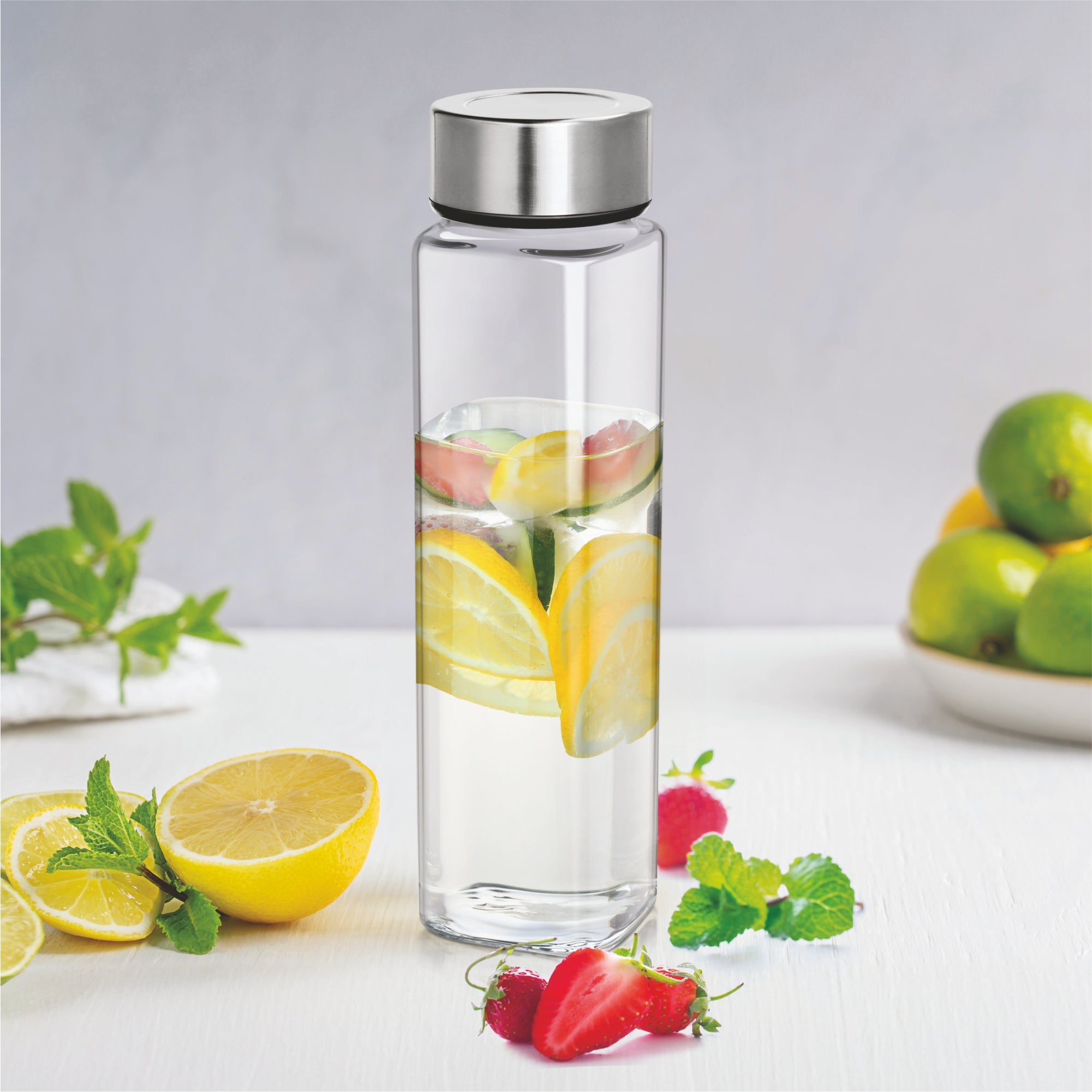 Cubia Borosilicate Glass Bottle (Treo by Milton)